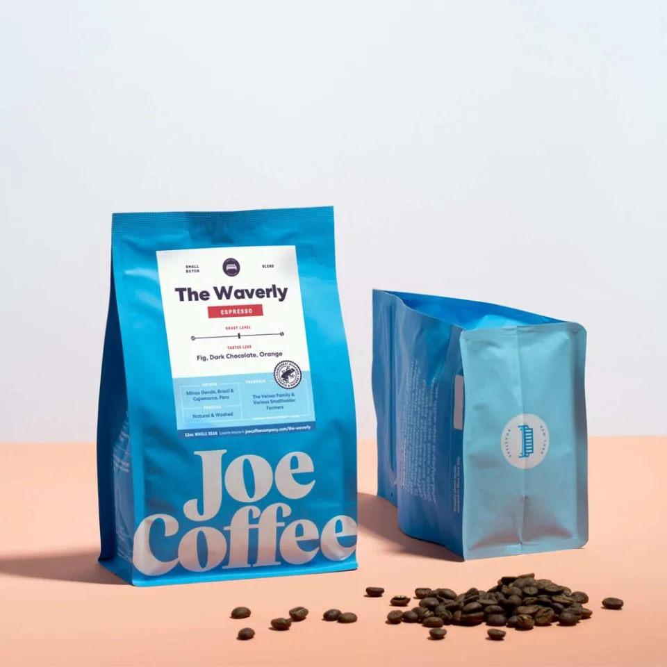 Custom Printed Foil Coffee Bag with Zipper and Valve No. 2 — side gusset bag in PET / AL / PE laminate with zipper, degassing valve